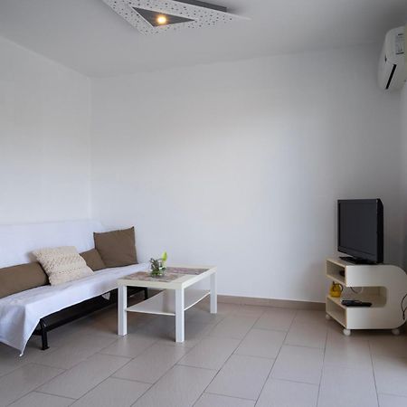 Vdl Apartments 特罗吉尔 外观 照片
