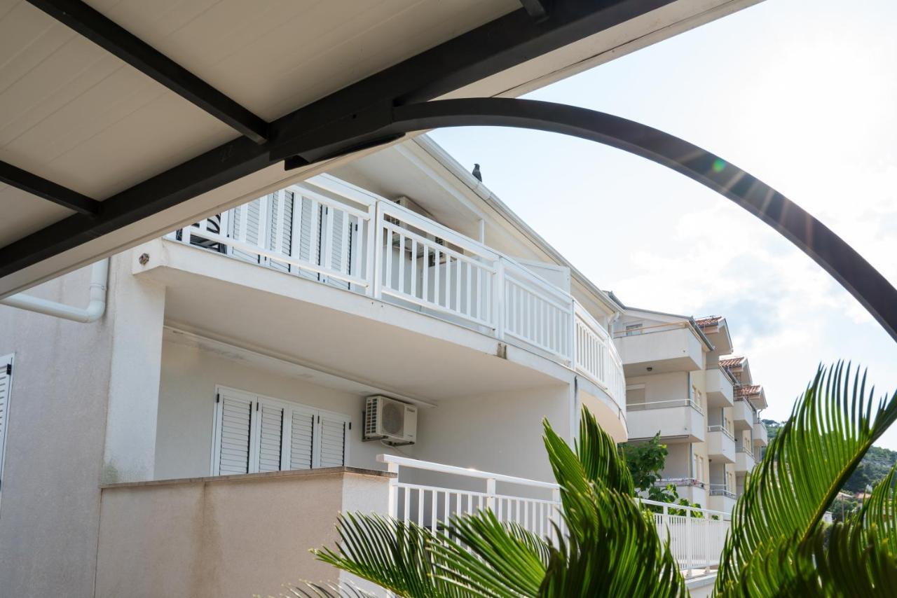 Vdl Apartments 特罗吉尔 外观 照片