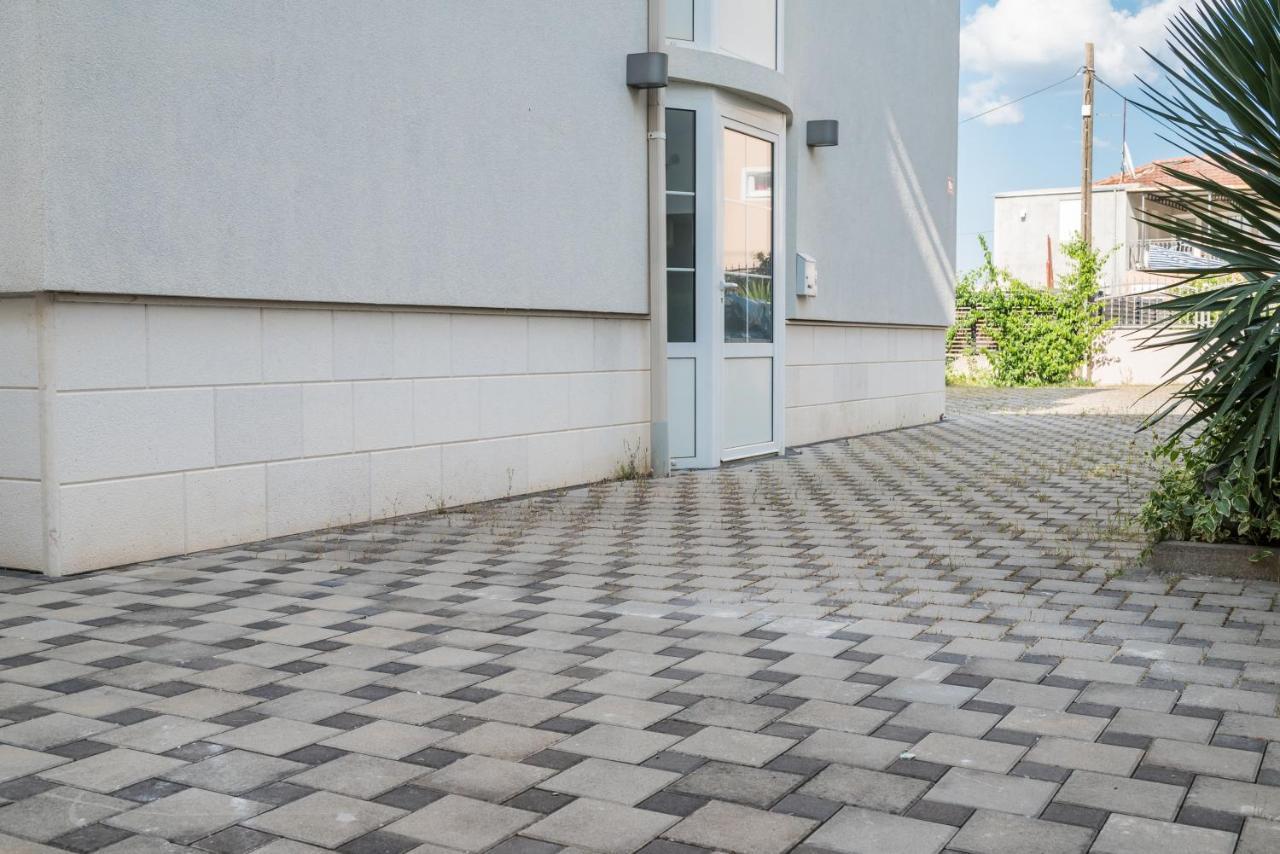 Vdl Apartments 特罗吉尔 外观 照片