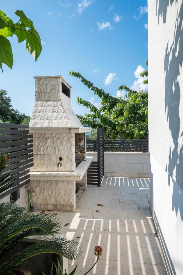 Vdl Apartments 特罗吉尔 外观 照片