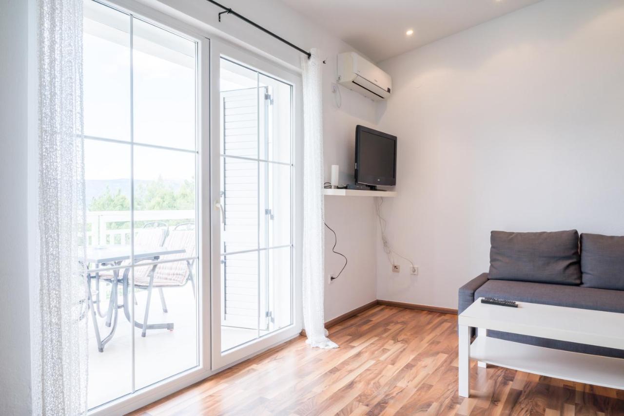 Vdl Apartments 特罗吉尔 外观 照片
