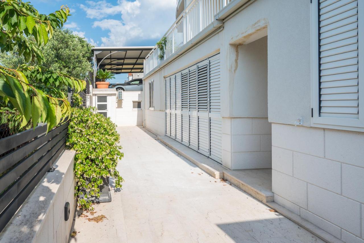 Vdl Apartments 特罗吉尔 外观 照片